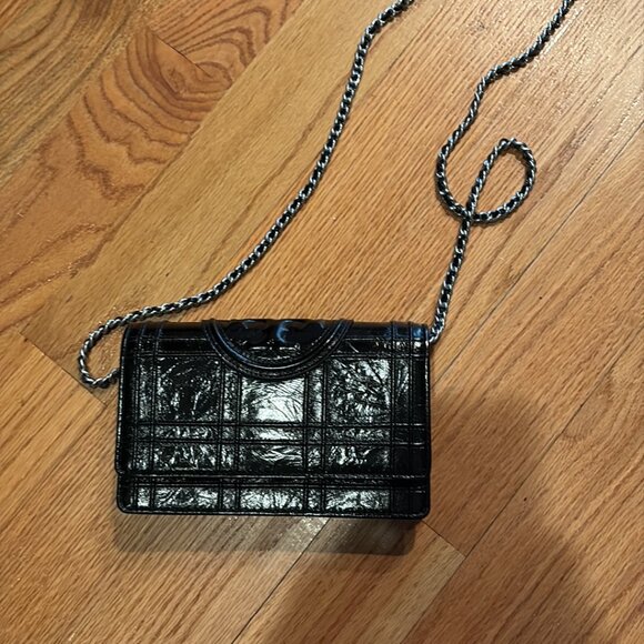 Tory Burch Fleming Soft Metallic Square Quilt Chain Wallet Fleming